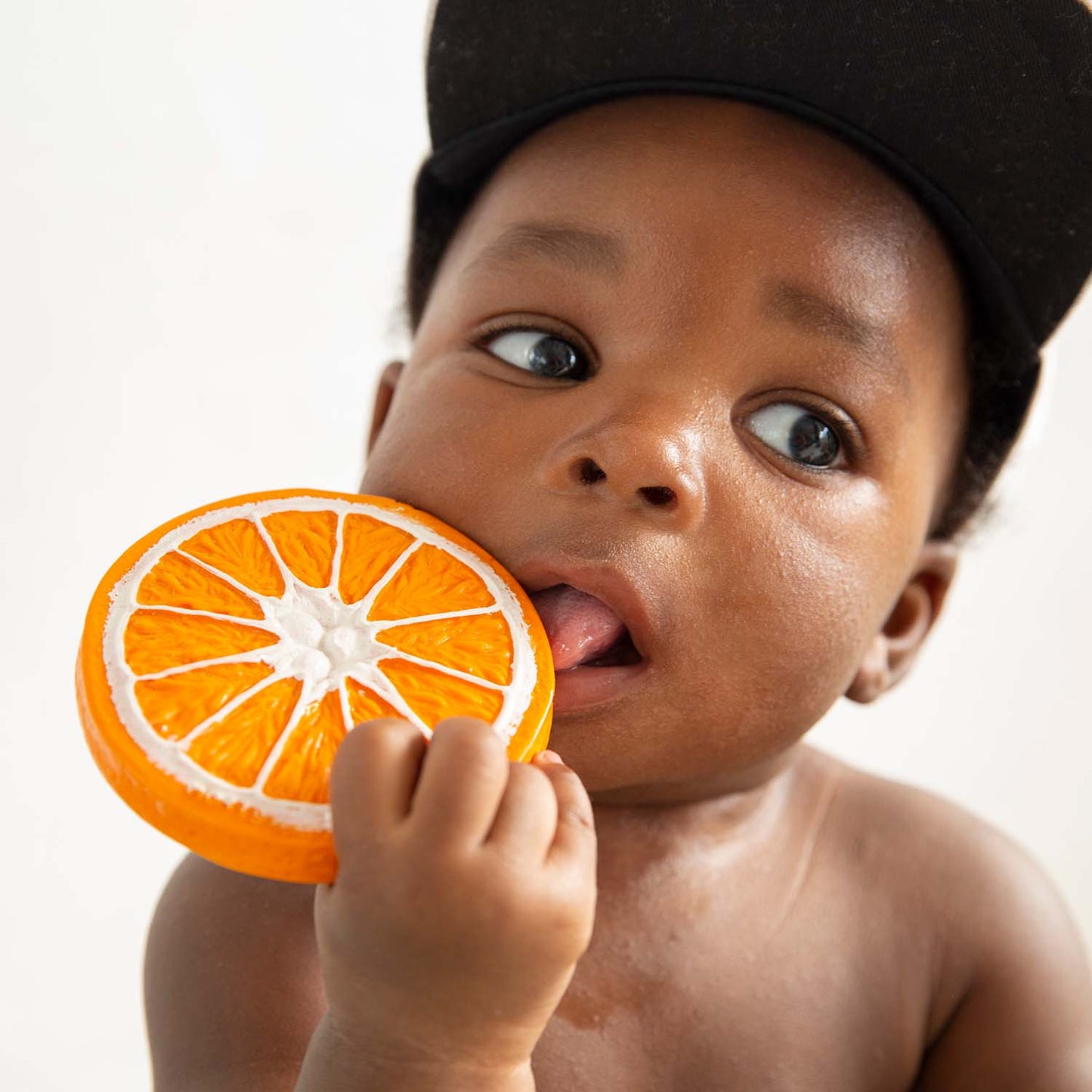 Oli & Carol Natrual Rubber Teether & Bath Toy
