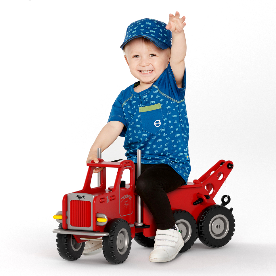 Moover - Ride-On Mack Truck
